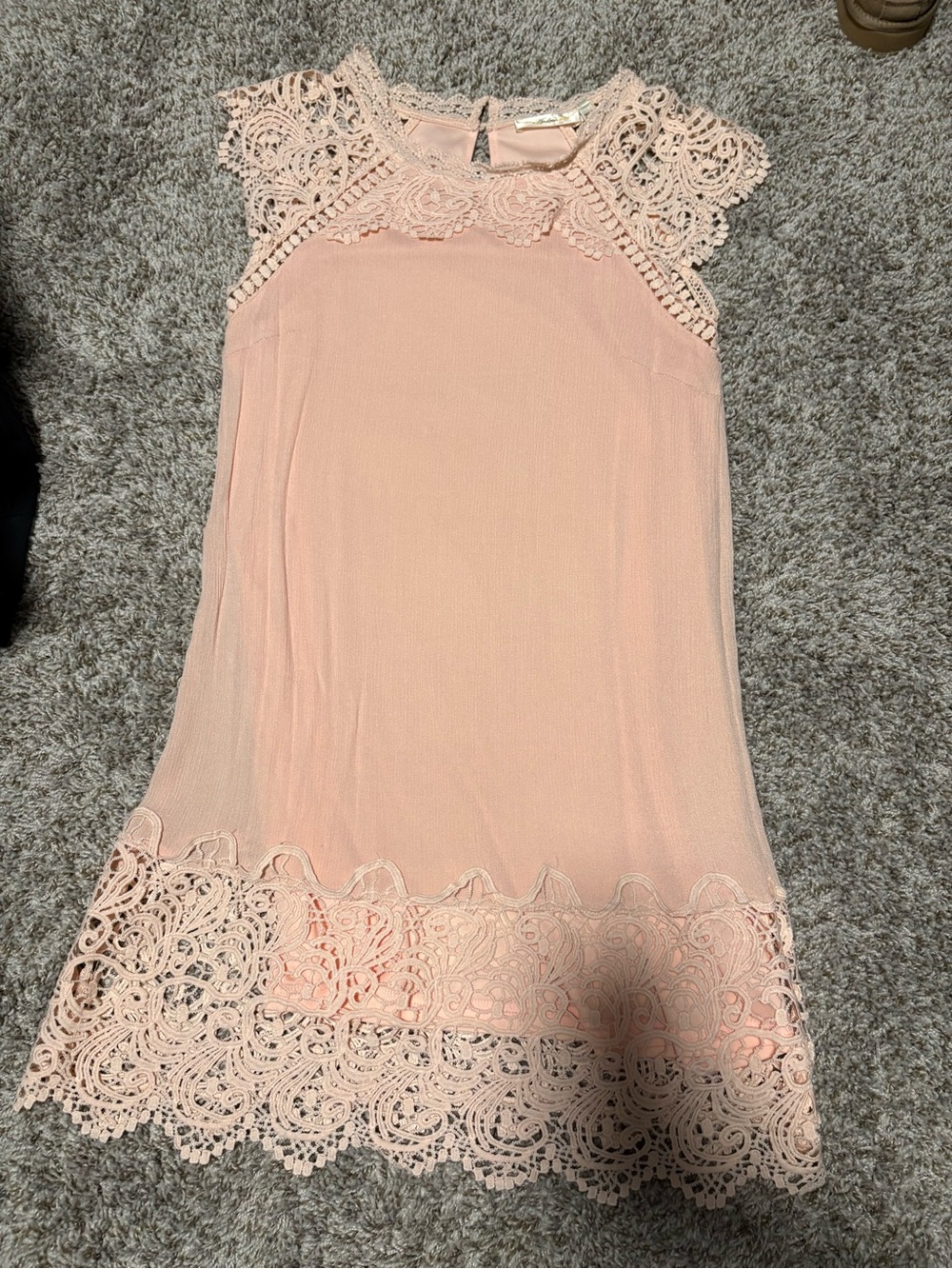 ANDREE BY UNIT Blush Pink Lace Trim Sleeveless Tunic